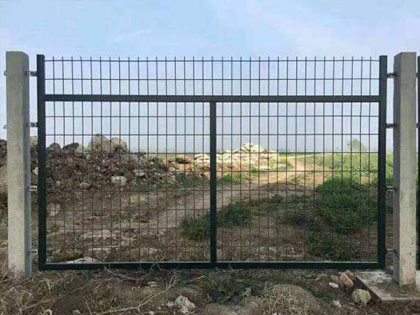 铁路护栏 
